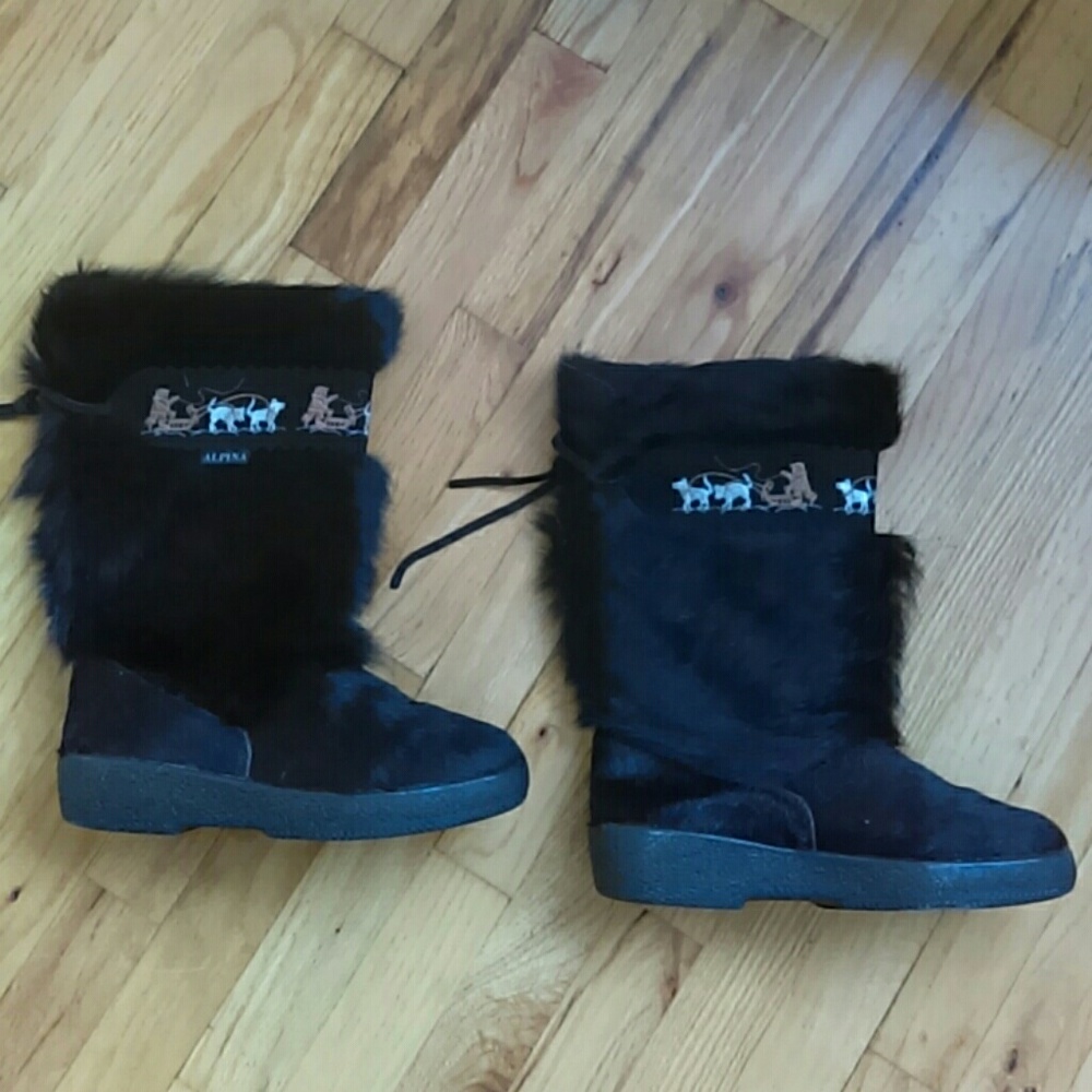 Alpina fur boots. SIZE 40.